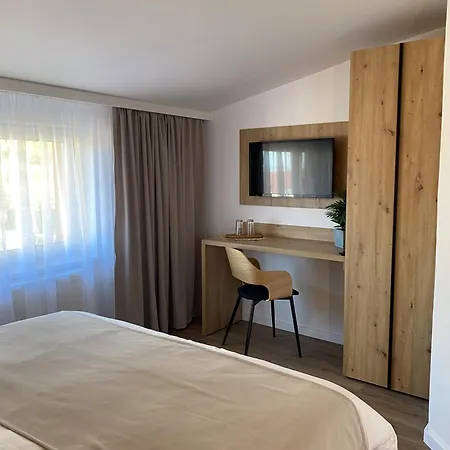 Casa Cristina 3* Брашов