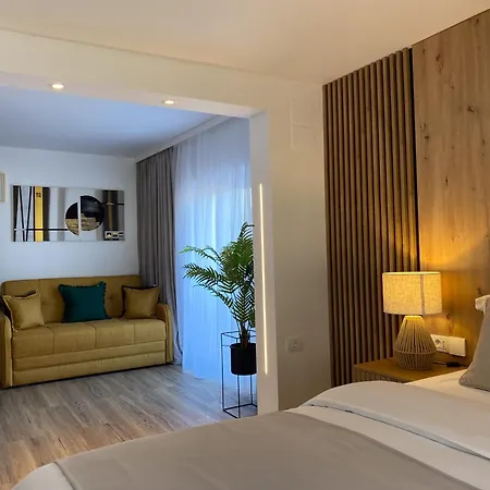 Casa Cristina 3*