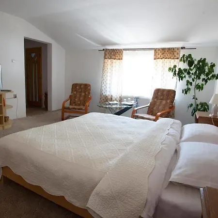 Casa Cristina Pensión Braşov